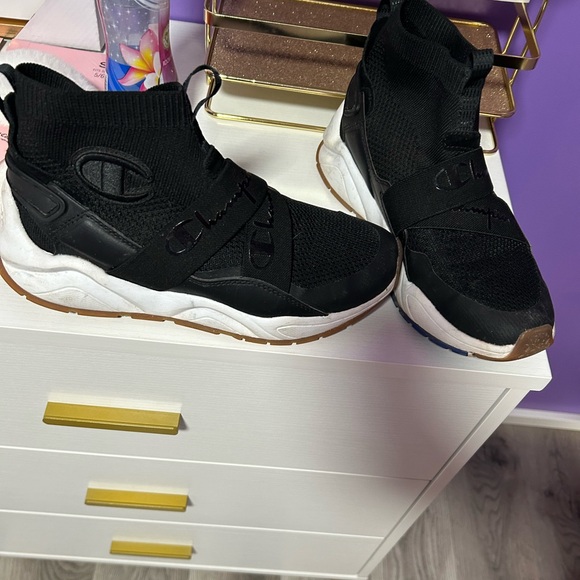 Women’s champion slide on sneakers size 7 - Picture 2 of 2